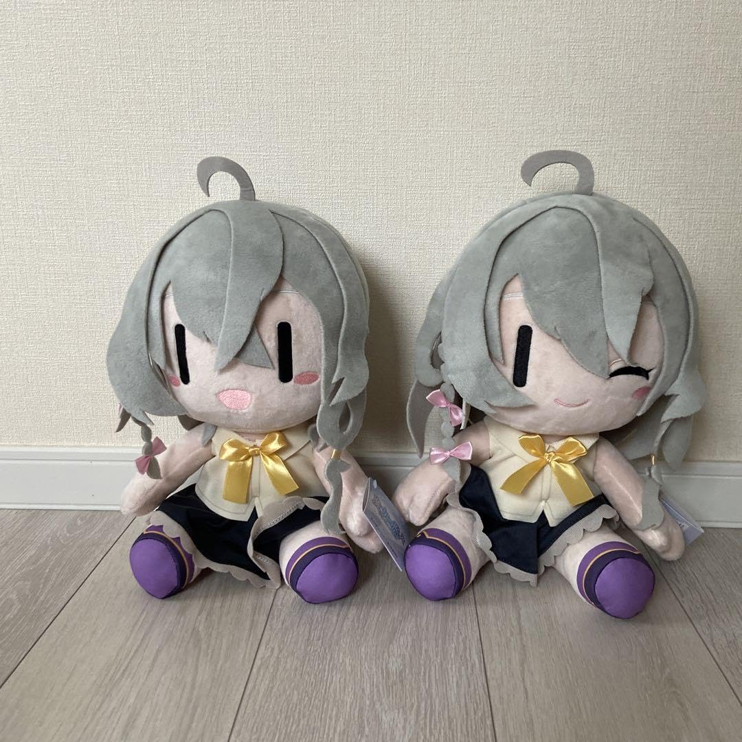 魔女の旅々　BIG ぬいぐるみ　イレイナ　ウインク Amazon.co.jp: 魔女の旅々 イレイナ big ぬいぐるみ ビッグ